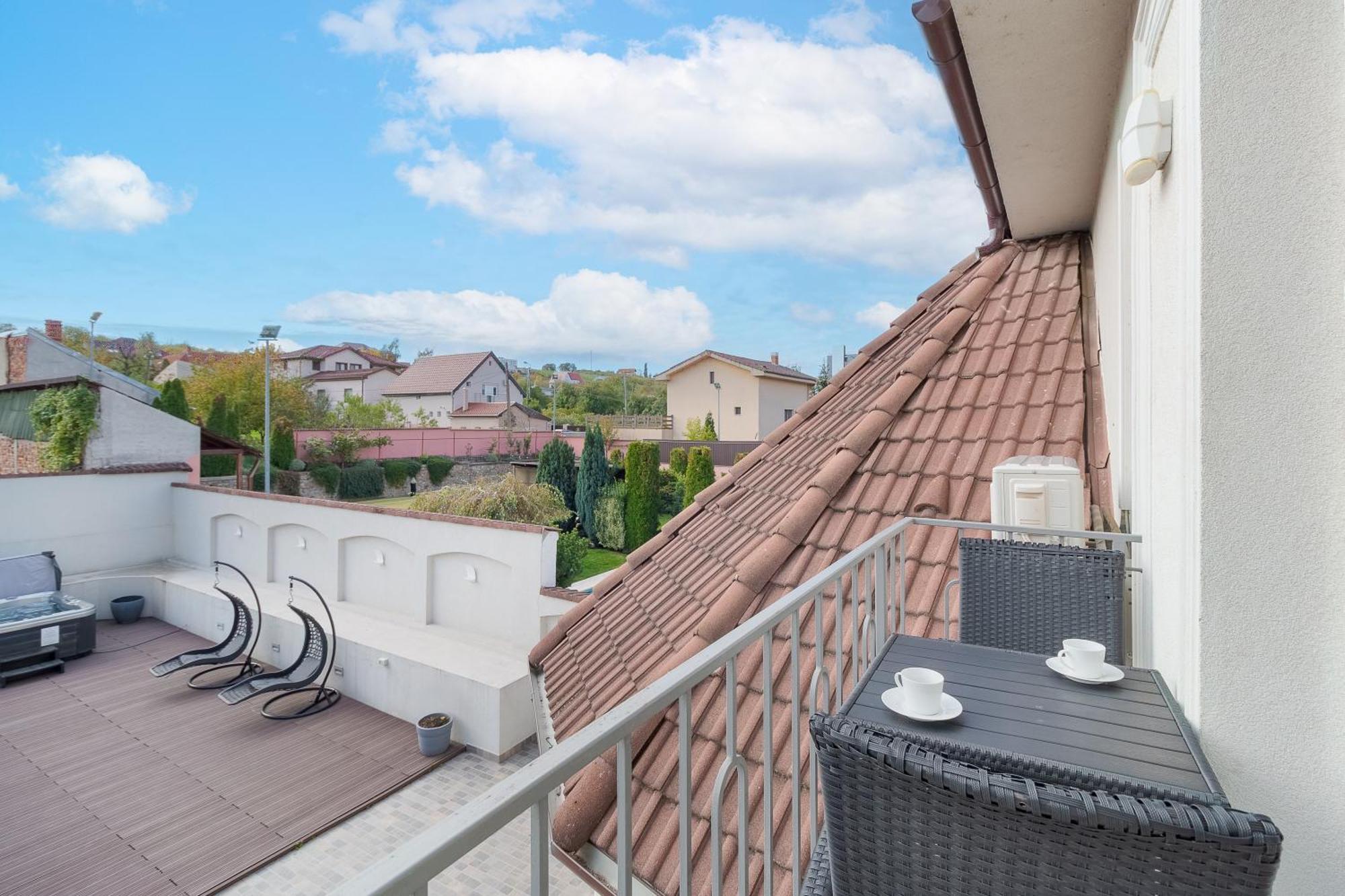 Dozsa Residence Oradea Δωμάτιο φωτογραφία