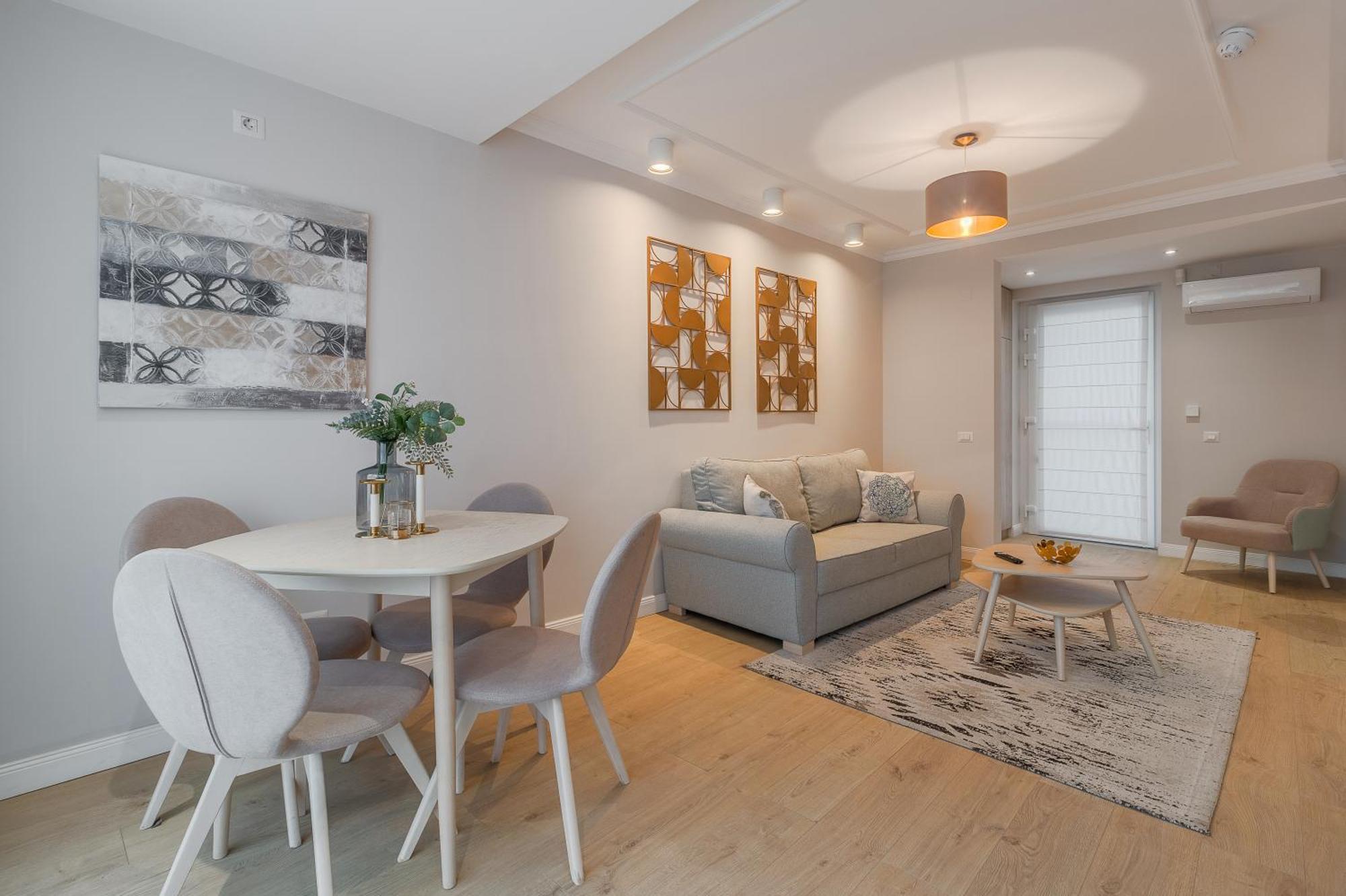 Dozsa Residence Oradea Εξωτερικό φωτογραφία